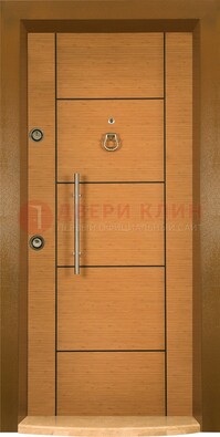 Коричневая входная дверь c МДФ панелью ЧД-13 в частный дом в Санкт-Петербурге