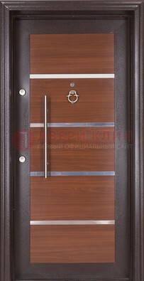 Коричневая входная дверь c МДФ панелью ЧД-27 в частный дом в Санкт-Петербурге