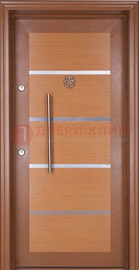 Коричневая входная дверь c МДФ панелью ЧД-33 в частный дом в Санкт-Петербурге