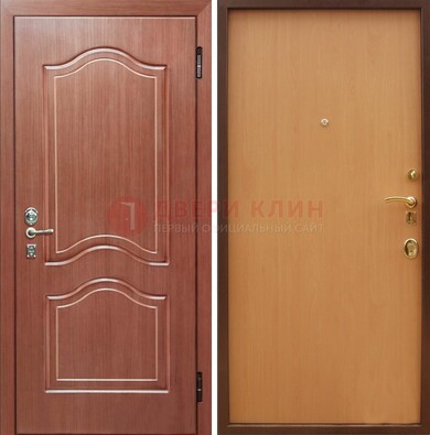 Входная дверь отделанная МДФ и ламинатом внутри ДМ-159 в Санкт-Петербурге