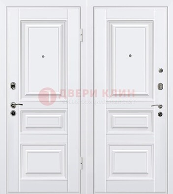 Белая металлическая дверь с МДФ ДМ-179 в Санкт-Петербурге