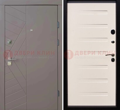 Светло-серая стальная филенчатая дверь с МДФ ДМ-199 в Санкт-Петербурге