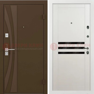 Стальная коричневая дверь с МДФ панелями ДМ-293 в Санкт-Петербурге
