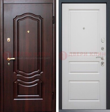 Квартирная металлическая дверь с МДФ ДМ-379 в Санкт-Петербурге