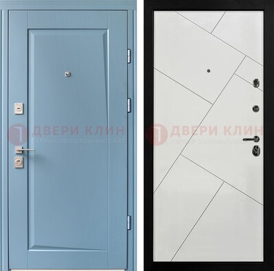 Синяя железная дверь с МДФ панелями ДМ-491 в Санкт-Петербурге