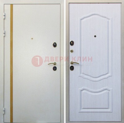 Белая входная дверь с порошковым напылением ДП-136 в Санкт-Петербурге