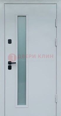 Светлая железная дверь с порошковым напылением ДП-303 в Волхове