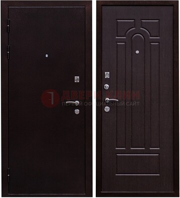 Черная стальная дверь с порошковым покрытием ДП-35 в Санкт-Петербурге