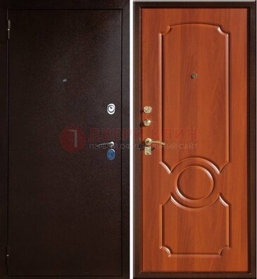 Темная железная дверь с порошковым напылением ДП-46 в Санкт-Петербурге