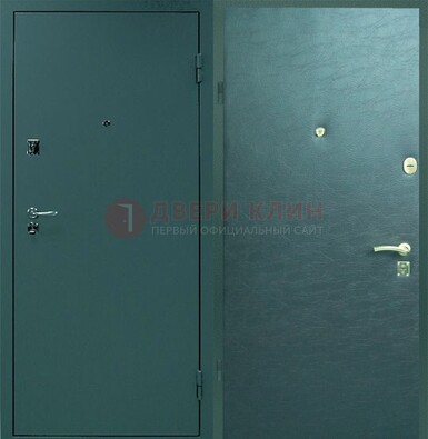 Зеленая стальная дверь с порошковым покрытием ДП-93 в Севастополе