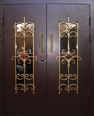 Металлическая дверь с ковкой и остеклением ДСК-49 в Санкт-Петербурге