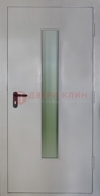 Белая металлическая противопожарная дверь со стеклянной вставкой ДТ-2 в Санкт-Петербурге