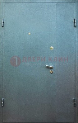 Серая тамбурная дверь ДТМ-34 в Санкт-Петербурге
