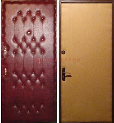 Бордовая металлическая дверь с винилискожей ДВ-1 в Санкт-Петербурге