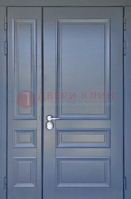 Темно-серая железная дверь с виноритом ДВТ-242 в Санкт-Петербурге