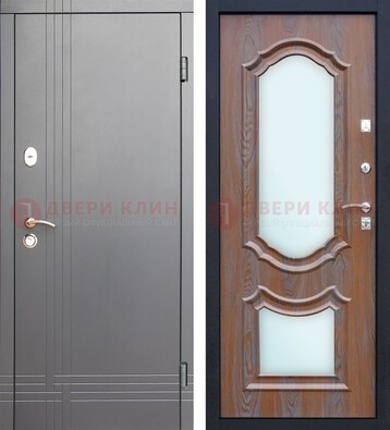 Серая входная дверь со светлой МДФ и зеркалами внутри ДЗ-77 в Санкт-Петербурге
