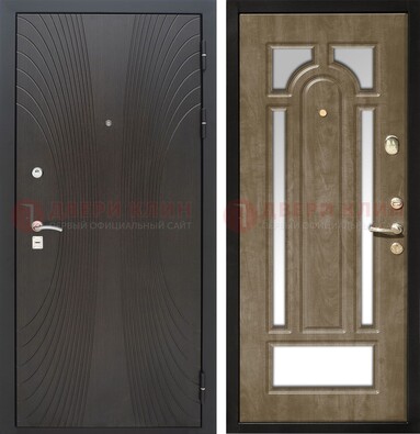 Темная металлическая дверь МДФ с различными зеркальными вставками внутри ДЗ-82 в Санкт-Петербурге