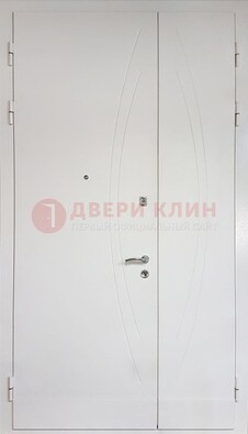 Современная полуторная стальная дверь с МДФ панелью ПЛ-25 в Санкт-Петербурге