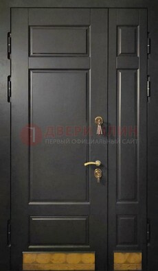 Черная полуторная железная дверь для частного дома ПЛ-2 в Санкт-Петербурге